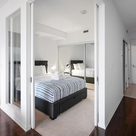 Downtown Toronto 1 Bdrm Condo With Parking And Views Esterno foto